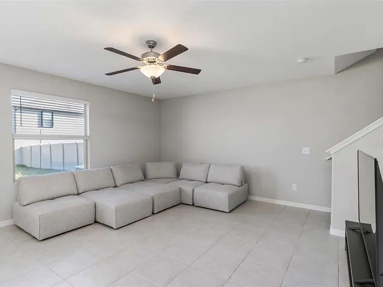 5478 Grays Harbor Ct — Photo 8