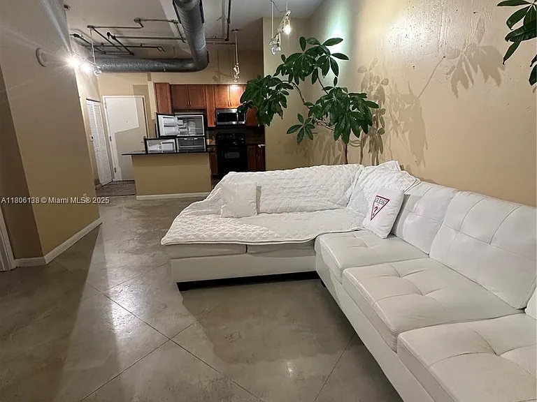 2001 Biscayne Blvd #3503 — Photo 8