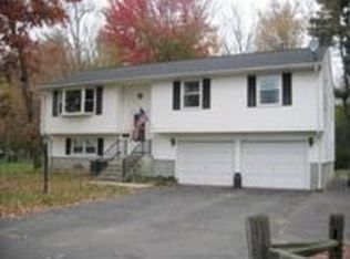 37 Kalish Ave, Enfield, CT 06082