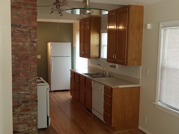 4th image of 4908 Highland Ave