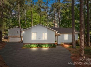 11050 Sudbury Rd, Davidson, NC 28036