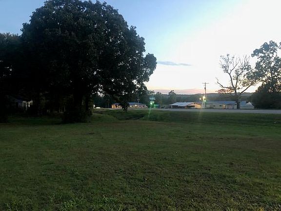 3rd image of 2399 Batesville Blvd