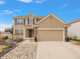 14023 Pierce Dr, Redford, MI 48239