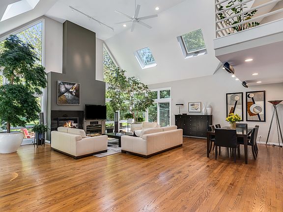 4th image of 1611 Mistwood Dr