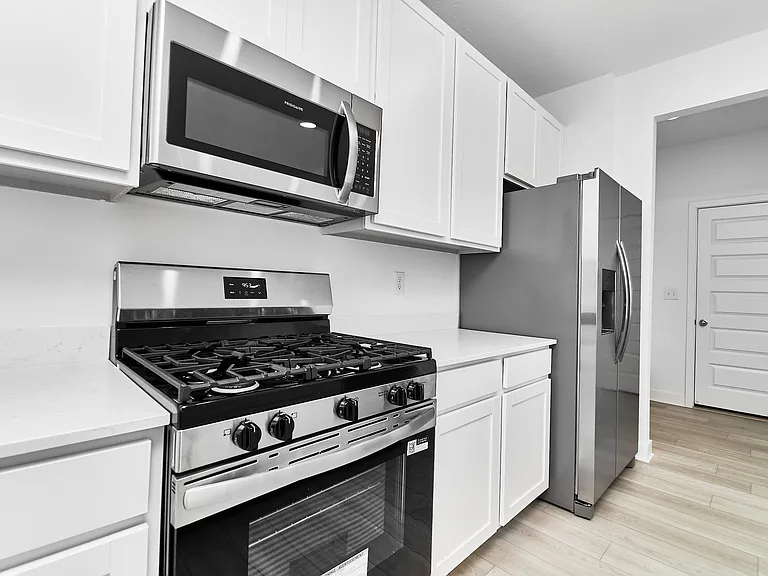 8603 Georgina St — Photo 12
