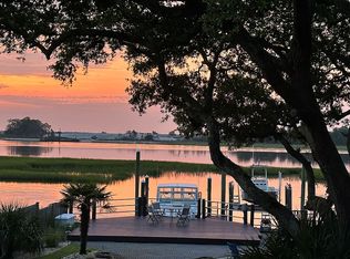 610 Trails End Rd, Wilmington, NC 28409