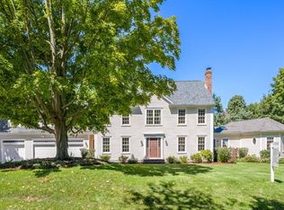 91 Hill St, Lexington, MA 02420