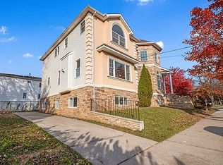 85 Mason Blvd #2, Staten Island, NY 10309