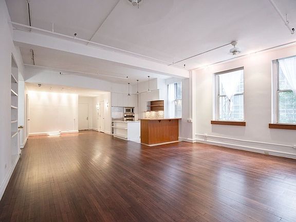 3rd image of 14 E 33rd St APT 3S