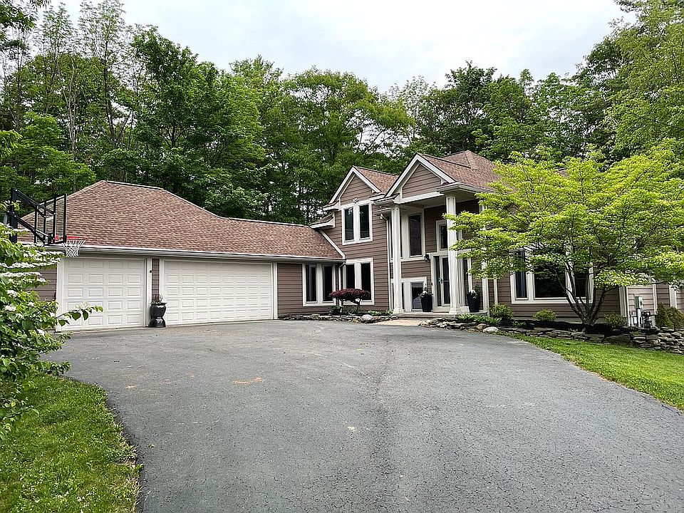 1st image of 5559 Vardon Dr