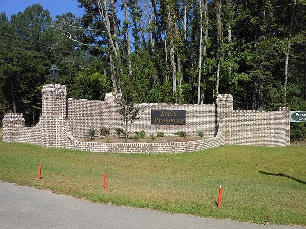 2nd image of 3465 Sawmill Dr