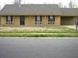 7261 Dunbarton Dr, Horn Lake, MS 38637