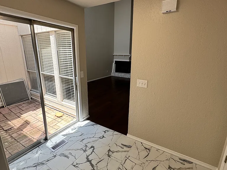 405 Sundance Ln #1 — Photo 6