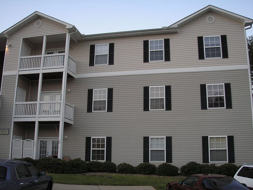1st image of 422 McKenna Cir