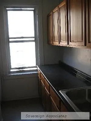 Rented by Sovereign Associates | media 25