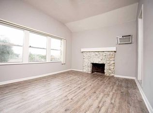 559 SW 3rd St APT 13, Miami, FL 33130