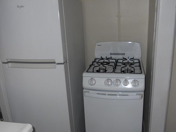 5th image of 49 Johnson Park APT 33