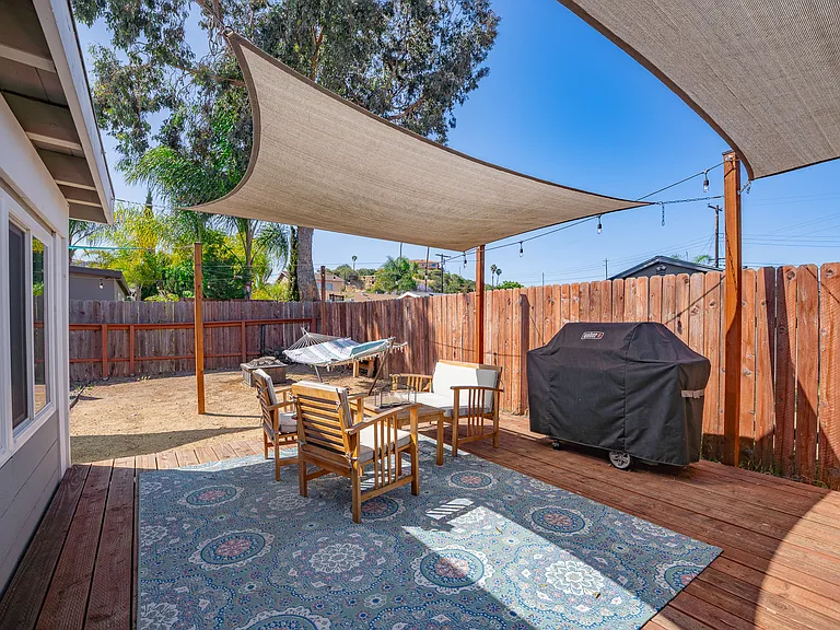 530 Kirtright St — Photo 46