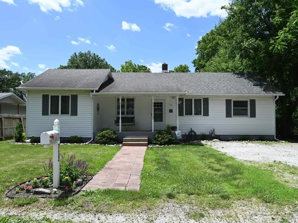 713 N Agnew St, Winamac, IN 46996