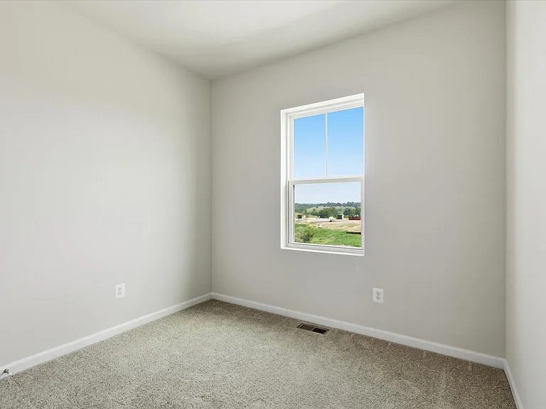 124 Swansong Pl — Photo 17