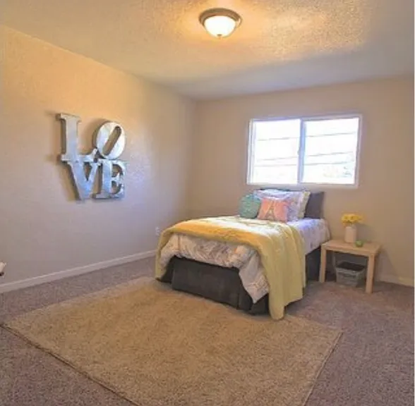 W Vine Dr — Photo 15