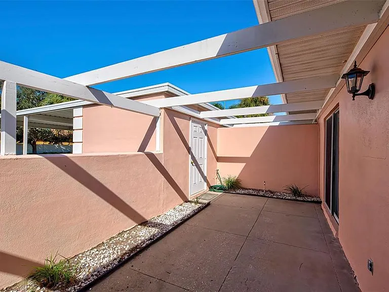 314 Cerromar Way N #16 — Photo 35