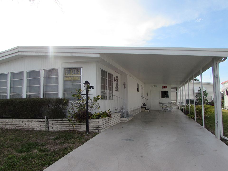 1st image of 218 Spanish Lakes Dr