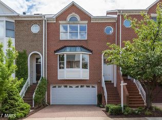 8174 Madrillon Ct, Vienna, VA 22182