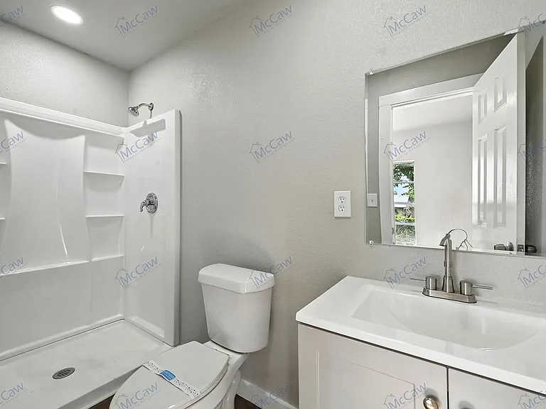 4929 Willie St — Photo 17