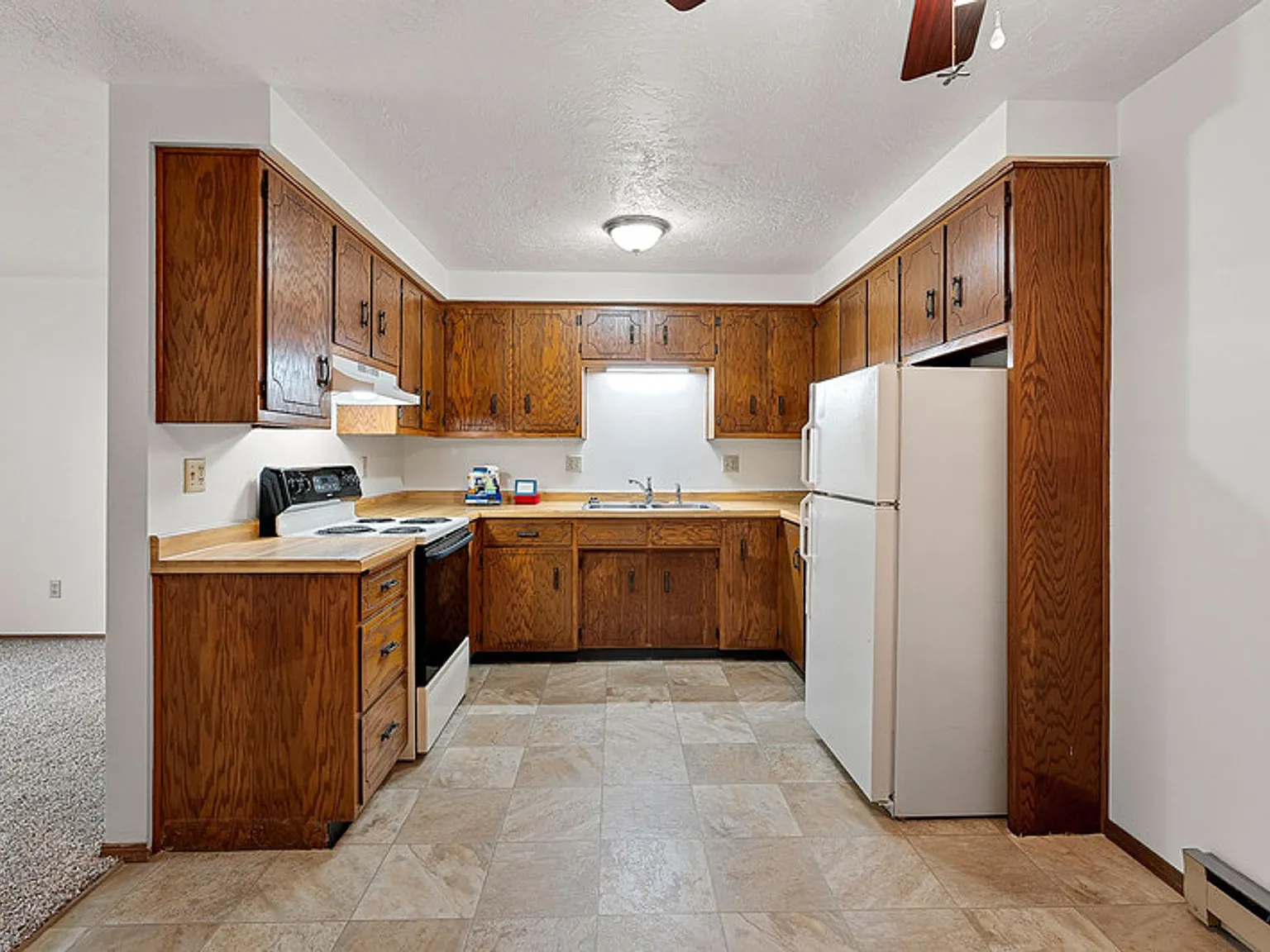 Washington Square Apartments — Photo 3