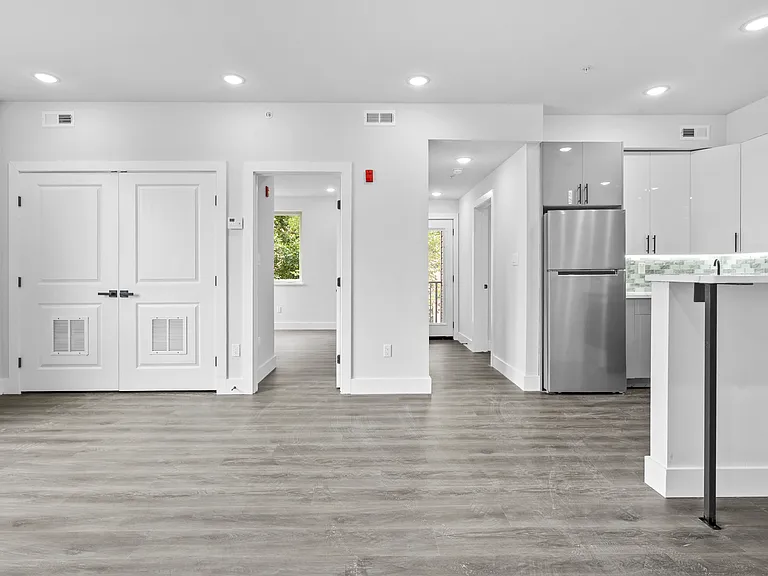 1108 W Dauphin St #201 — Photo 29