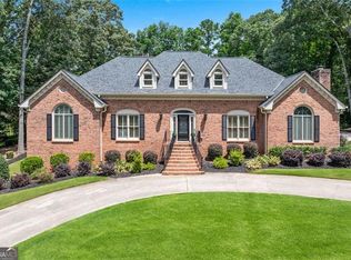 2065 Innsfail Dr, Snellville, GA