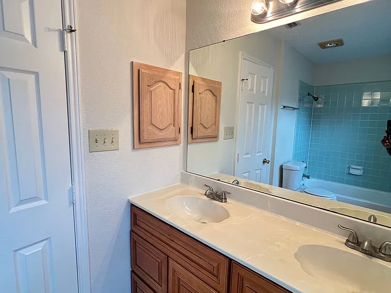 723 Sumner Dr — Photo 21