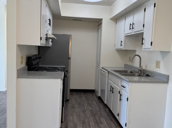 16 W Northwood Dr APT 37