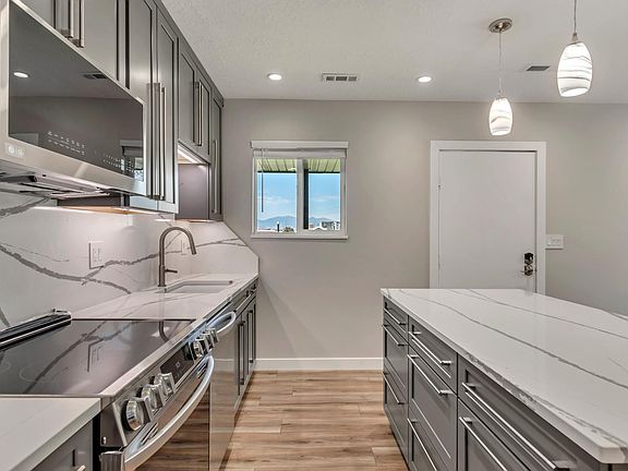 3rd image of 4365 S Fairbourne Ave APT 5A