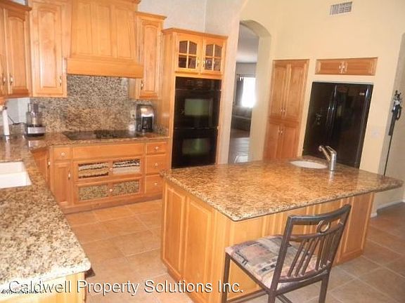 4th image of 1457 W Islandia Dr