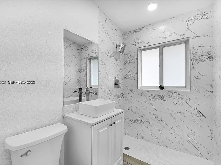 1175 NW 133rd St — Photo 11