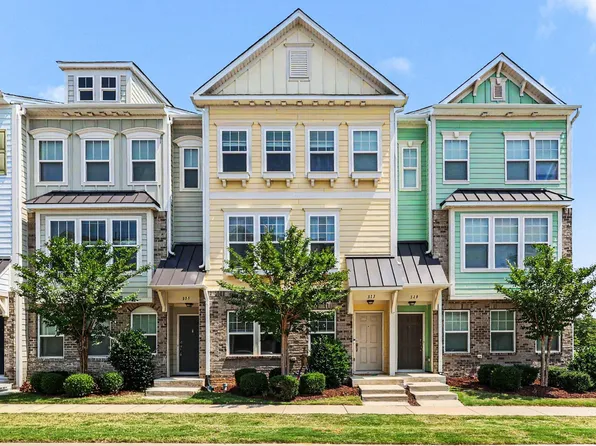 327 Great Northern Sta, Apex, NC 27502