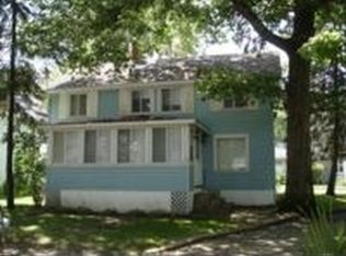 1407 State St, Delavan, WI 53115