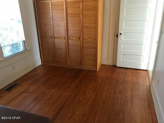 3rd image of 37 W Brent St