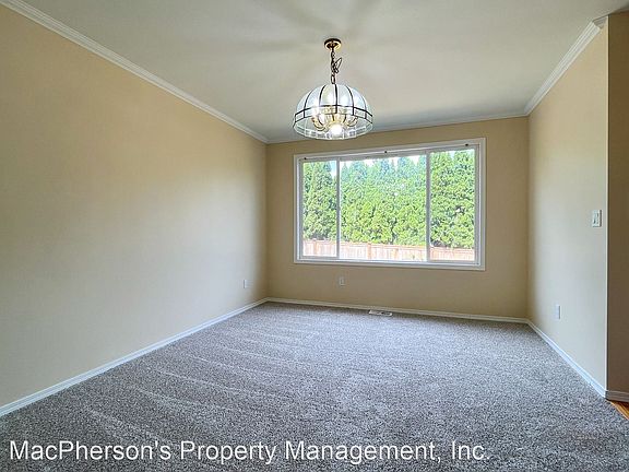 5th image of 705 191st Pl SW
