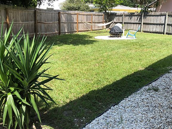 4th image of 2259 Belmar Dr