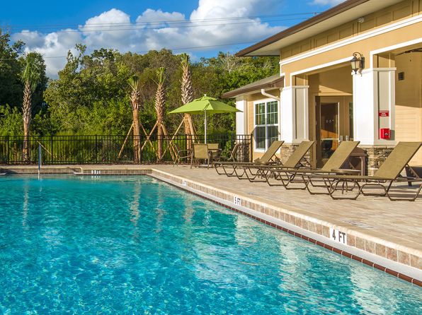 6720 15th St E #4-203