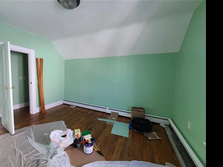 Small Bedroom