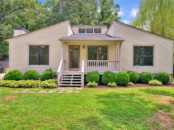 631 Spirea Rd, North Chesterfield, VA 23236