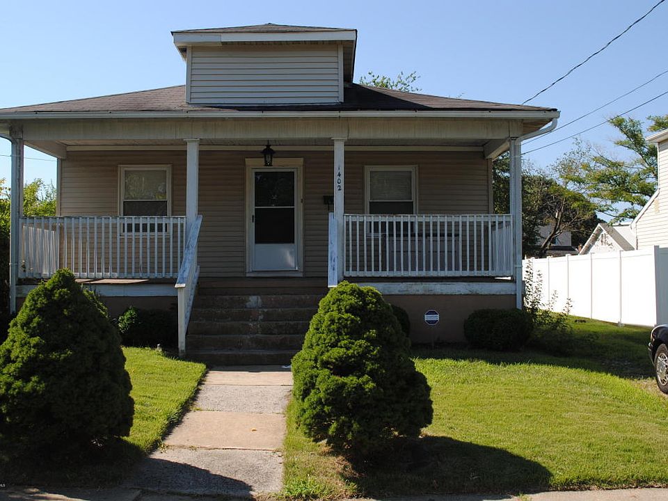 2nd image of 1402 7th Ave