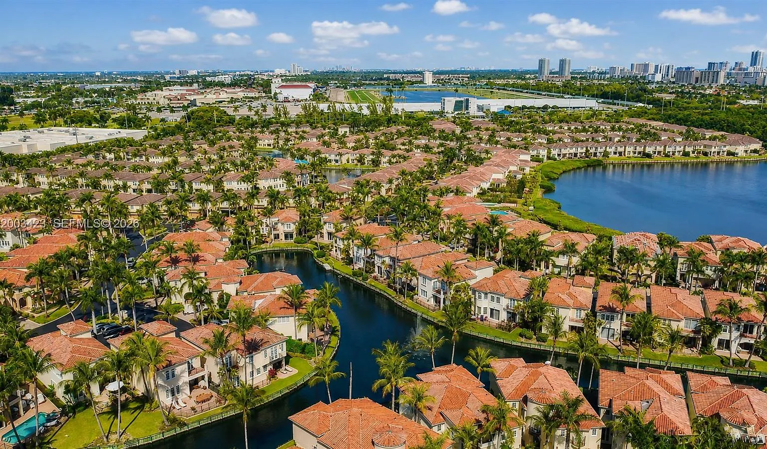 Aventura Lakes - Phase Ii — Photo 4