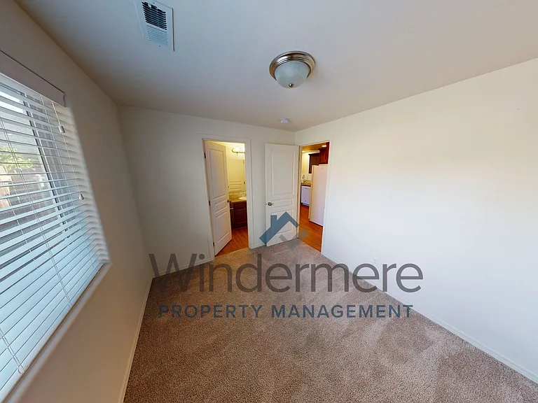 219 Marjorie Pl — Photo 7