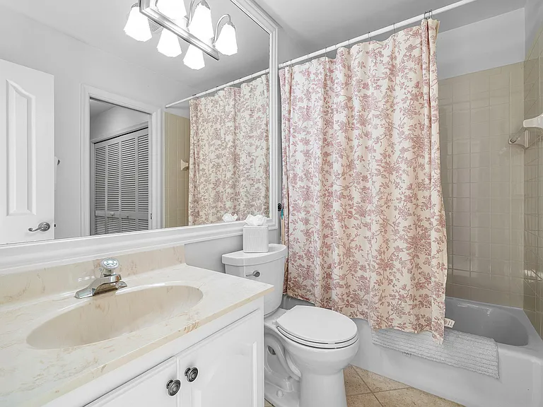4100 Quail Ridge Dr N #B — Photo 22