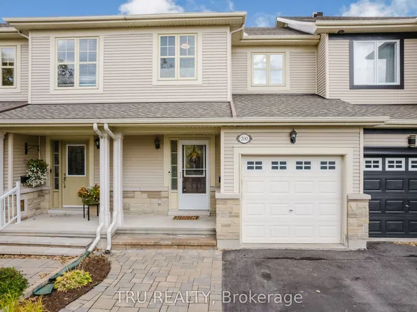 200 Trail Side Cir, Ottawa, ON K4A 5B4